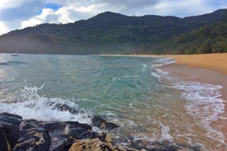 Beachfront Hut Downstairs Astra - Beach Shack Chalet Kampong Juara ภายนอก รูปภาพ
